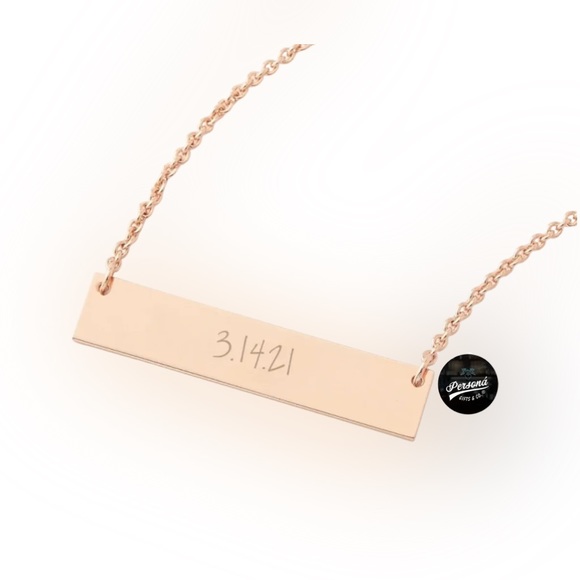 Personalizé Rose Gold Name Plate Necklace - Picture 3 of 4